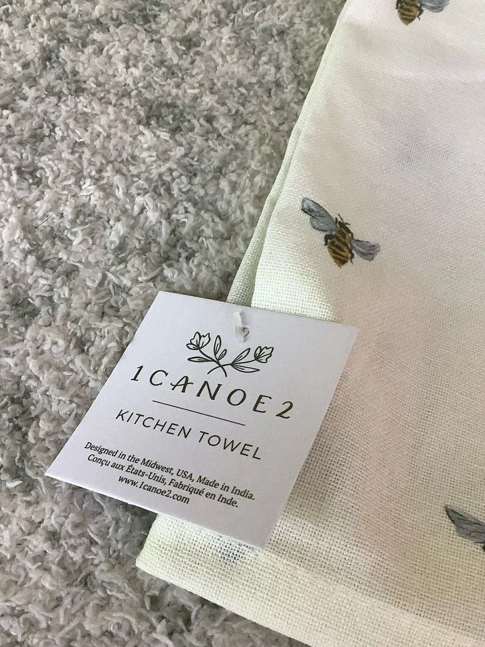 1Canoe2 Ivory Bee Cotton Fabric Kitchen Tea Towel NWT 18.75” x 28”